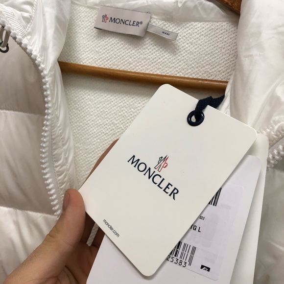 Moncler womens zip hoodie - Picture 3 of 3